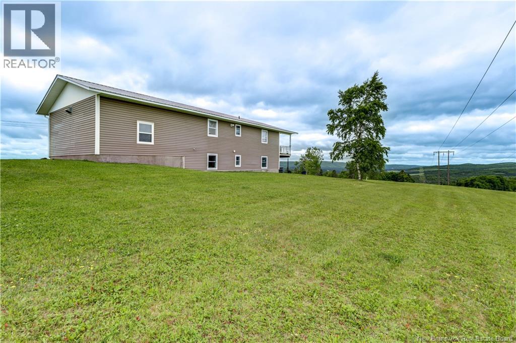 55 Hawthorne Road Property Photo 46