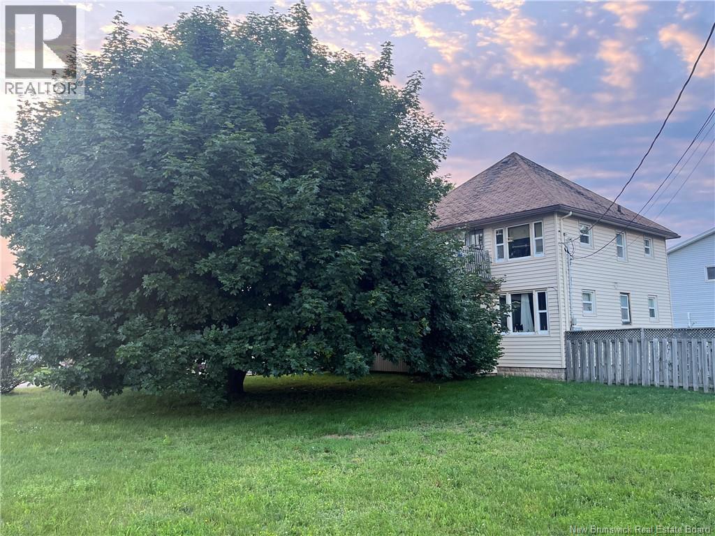 551-553 Hillsborough Road Property Photo 3