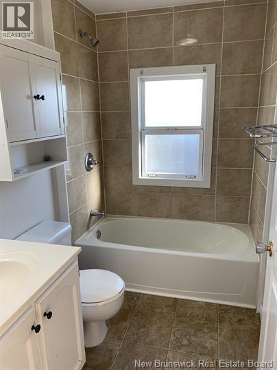 551-553 Hillsborough Road Property Photo 7