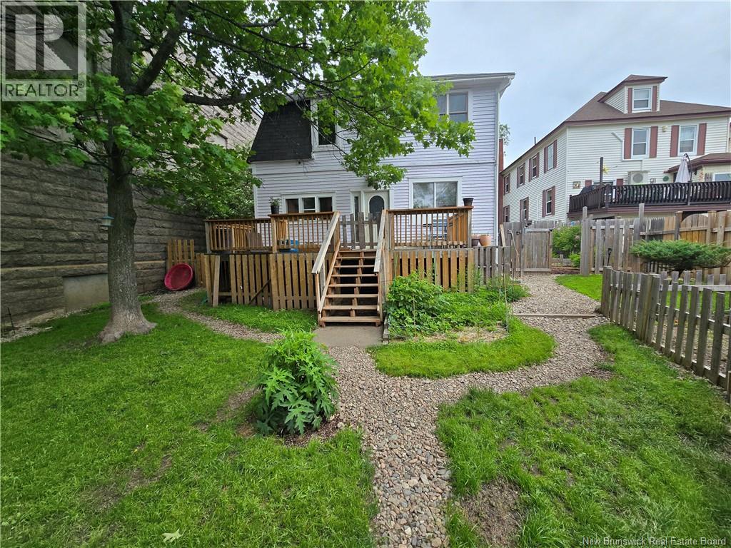 666 King Property Photo 3