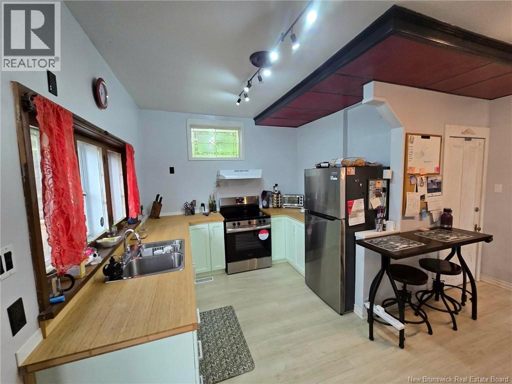 666 King Property Photo 15