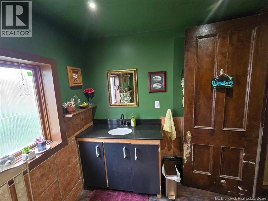 666 King Property Photo 25