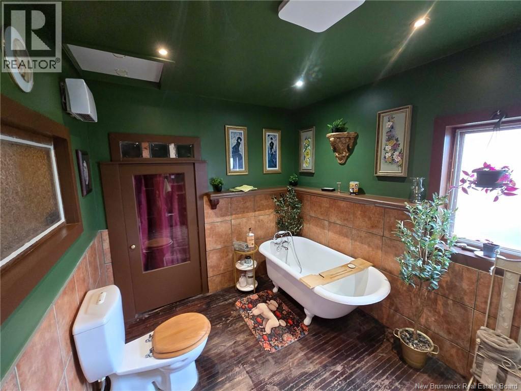 666 King Property Photo 26