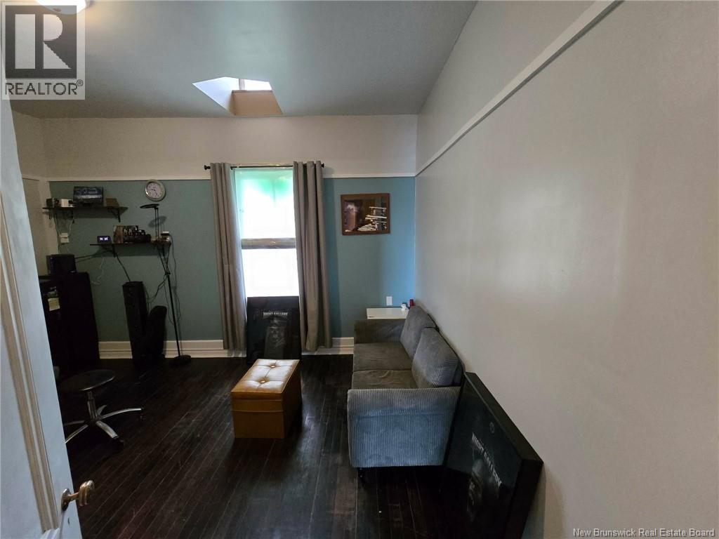 666 King Property Photo 40