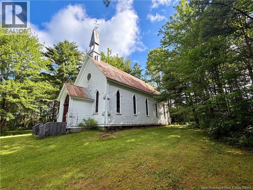 122 Route 745 Property Photo 5