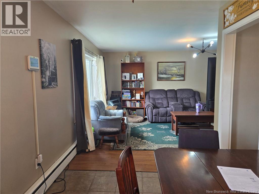 68 Katherine Avenue Property Photo 4