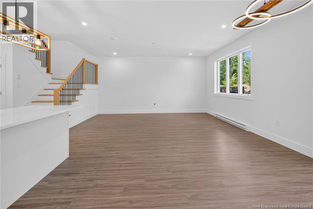 18 Weavers Way Property Photo 13