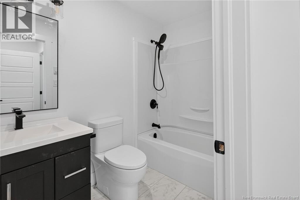 18 Weavers Way Property Photo 15