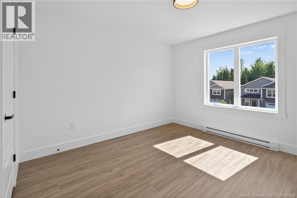 18 Weavers Way Property Photo 16