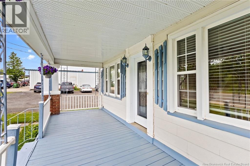 98 Main Street Property Photo 6
