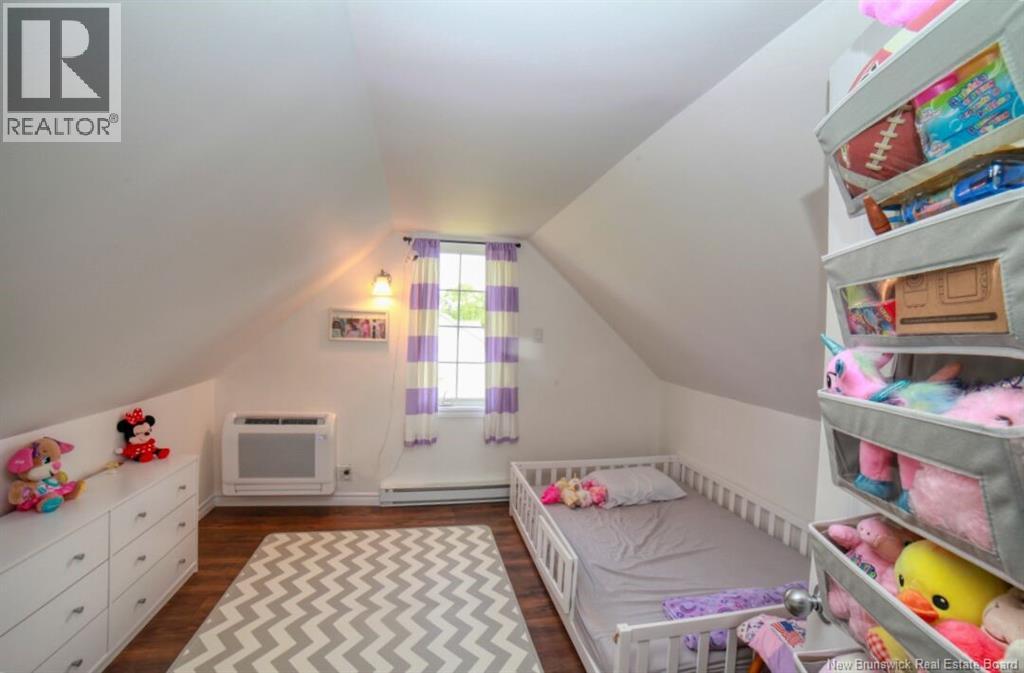 250 Raymond Property Photo 13