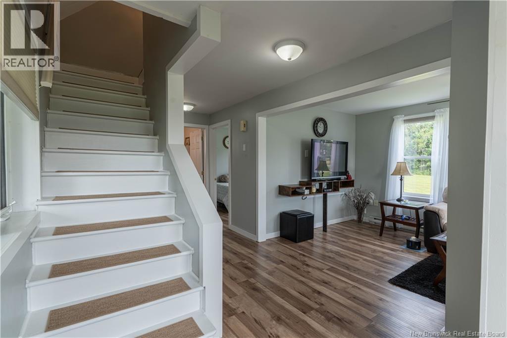 359 Bellefond Road Property Photo 7