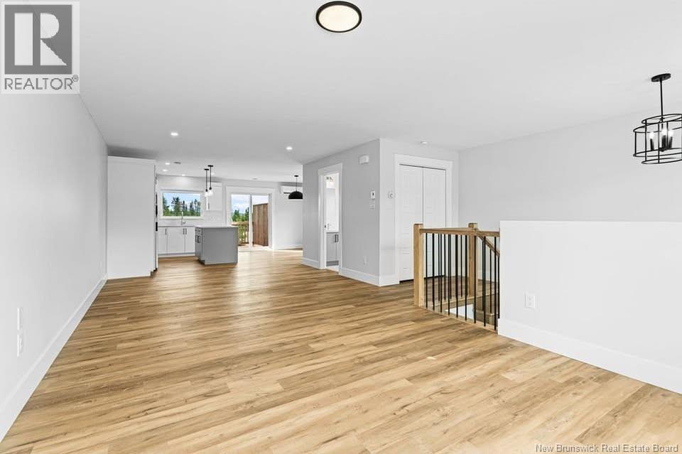 473-479 Maplehurst Drive Property Photo 5