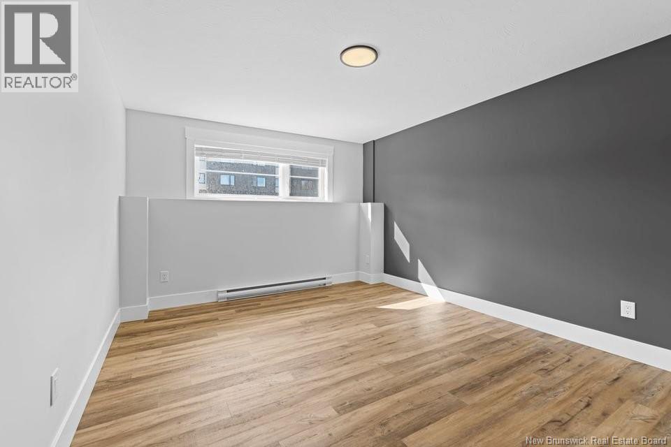 473-479 Maplehurst Drive Property Photo 14