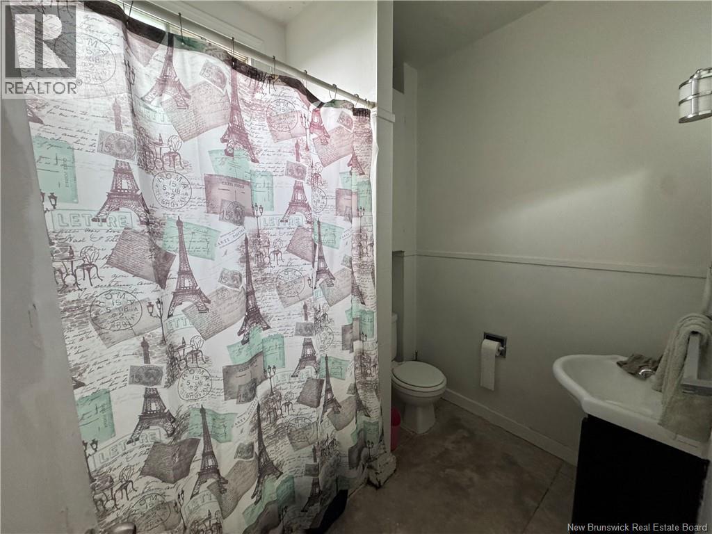 325 Main Street Property Photo 21