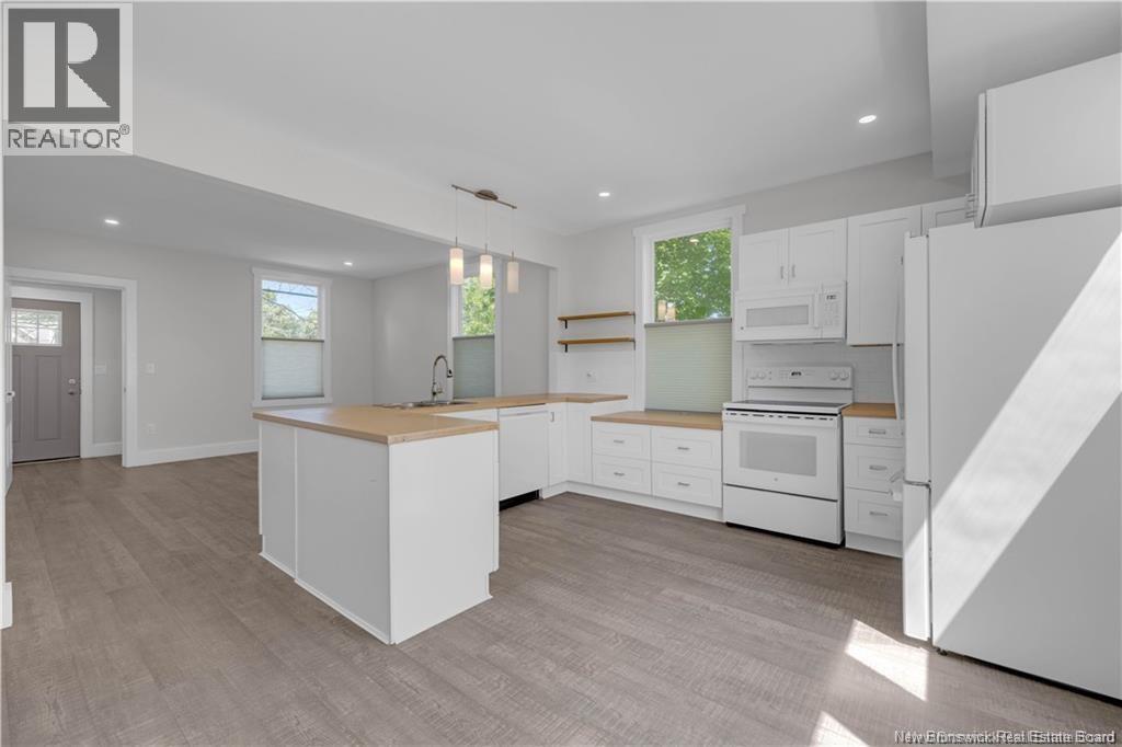 60-62 Queensway Property Photo 10