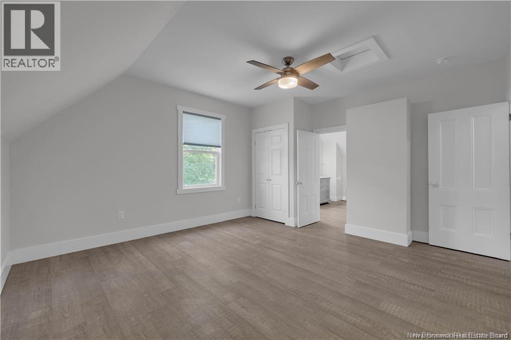 60-62 Queensway Property Photo 25