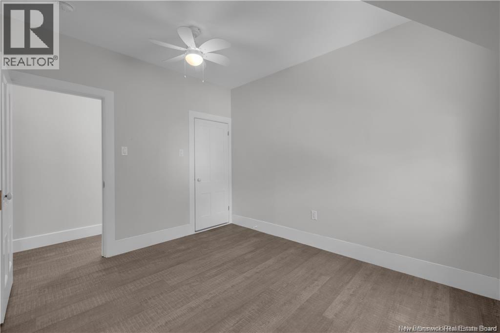 60-62 Queensway Property Photo 27