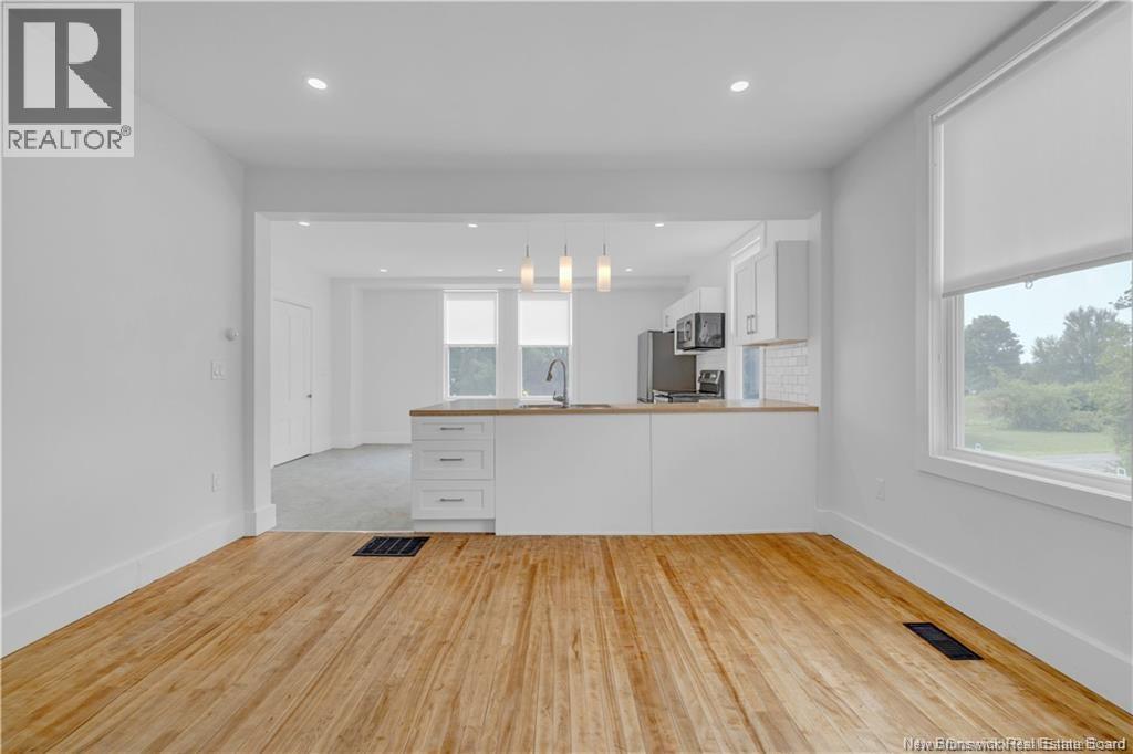 60-62 Queensway Property Photo 33