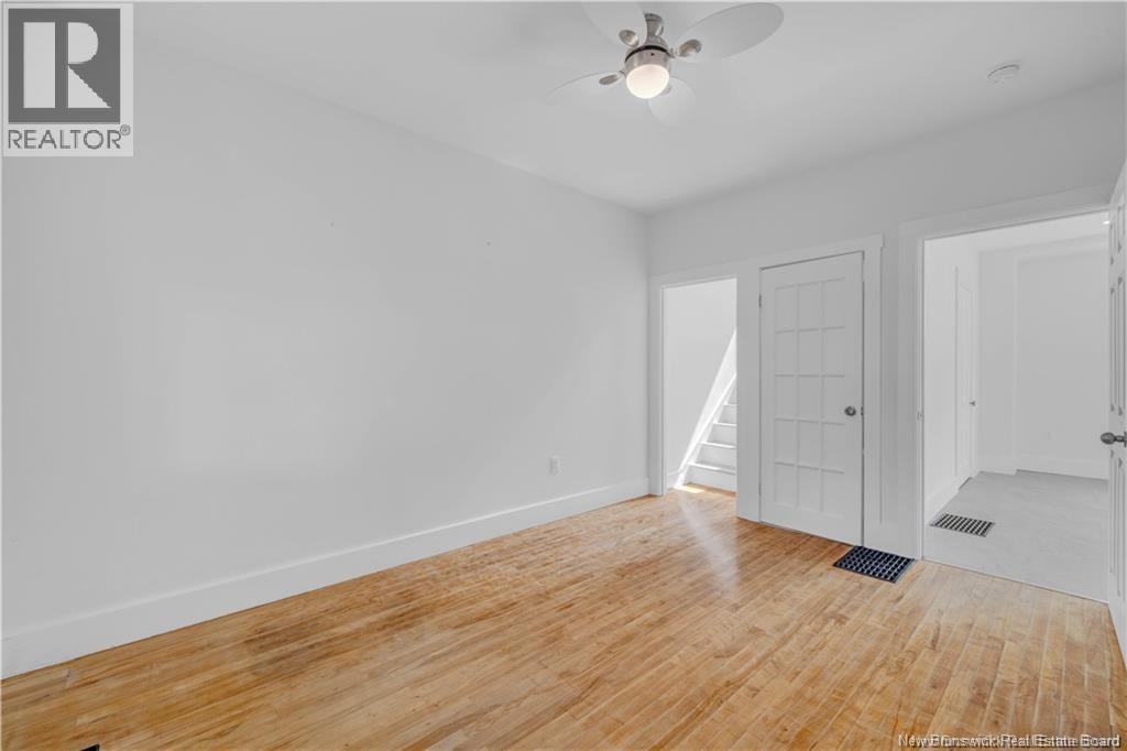 60-62 Queensway Property Photo 38