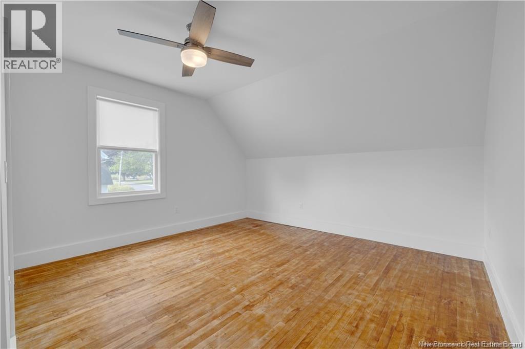 60-62 Queensway Property Photo 42
