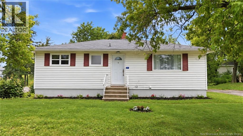 41 Highlandview Road Property Photo 1