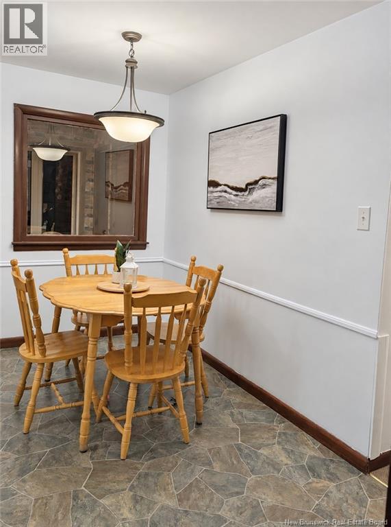 114 Bessborough Property Photo 11
