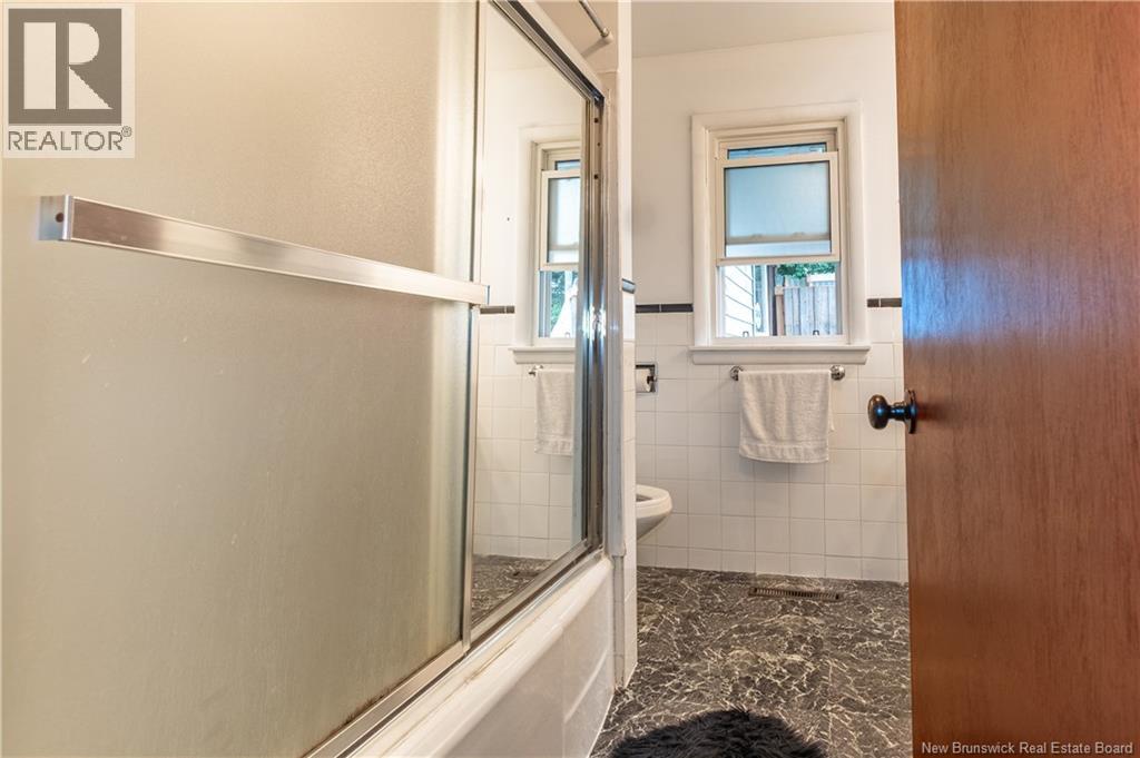 114 Bessborough Property Photo 21