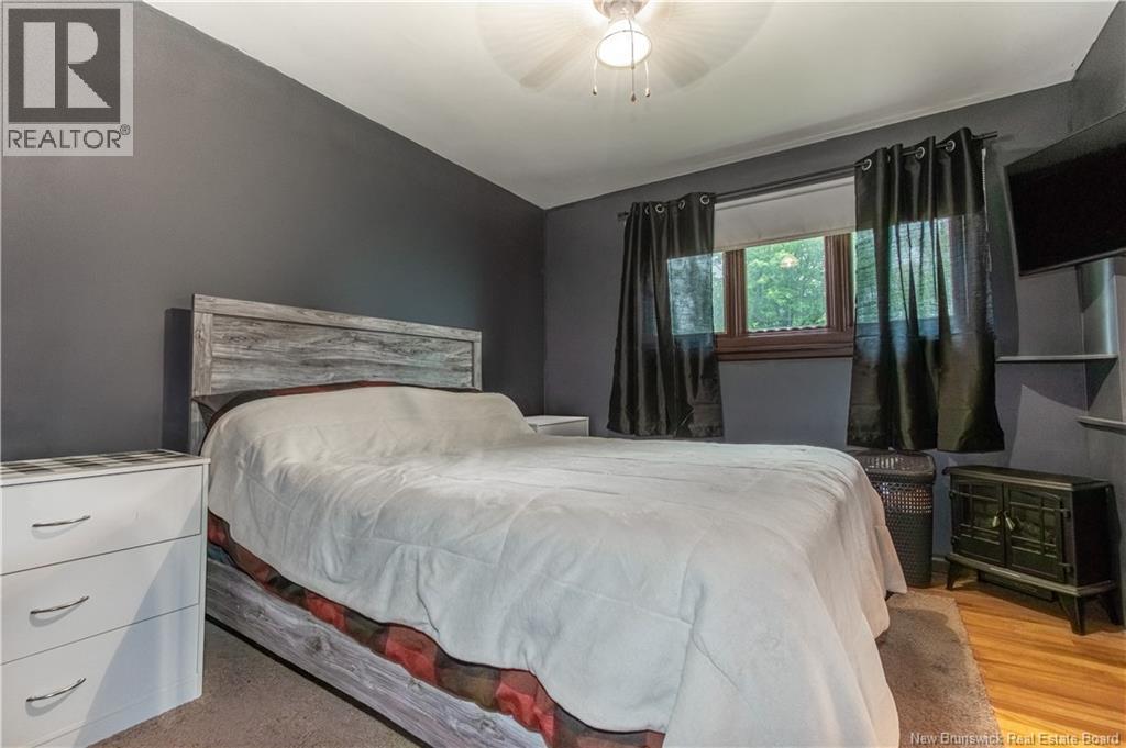 114 Bessborough Property Photo 24