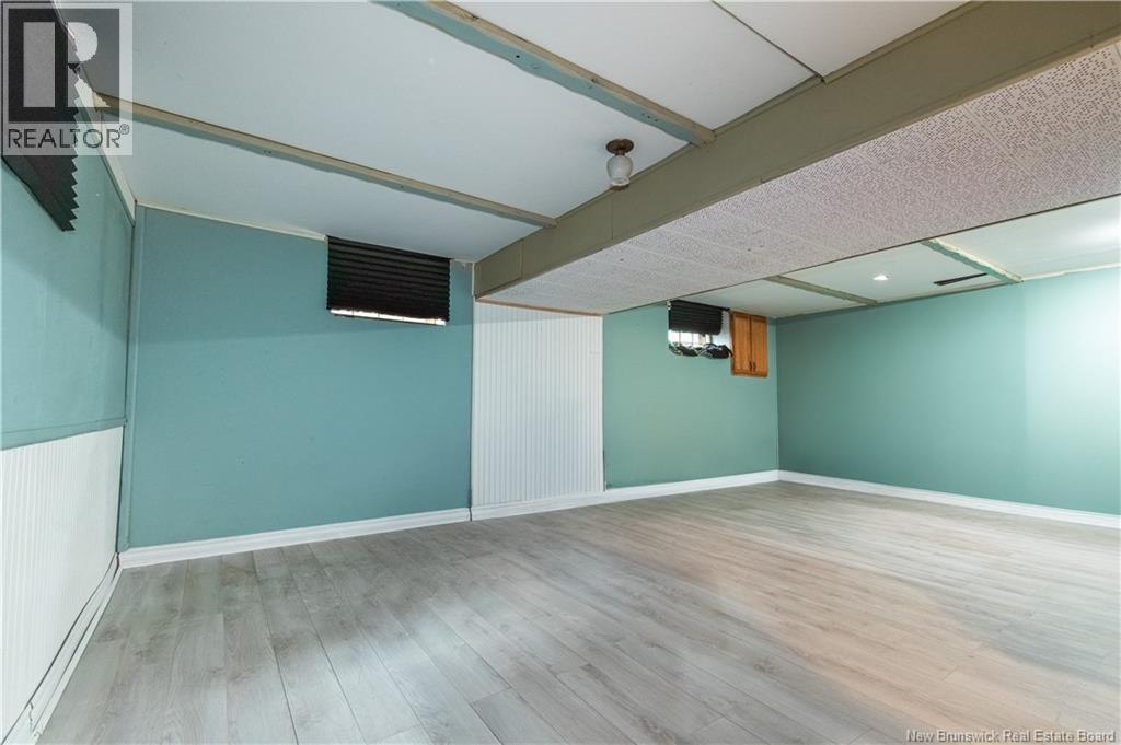 114 Bessborough Property Photo 26