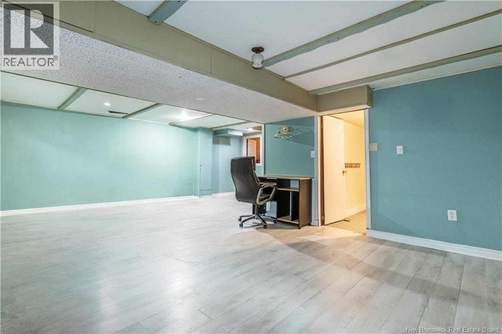 114 Bessborough Property Photo 27