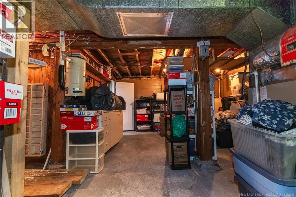 114 Bessborough Property Photo 31