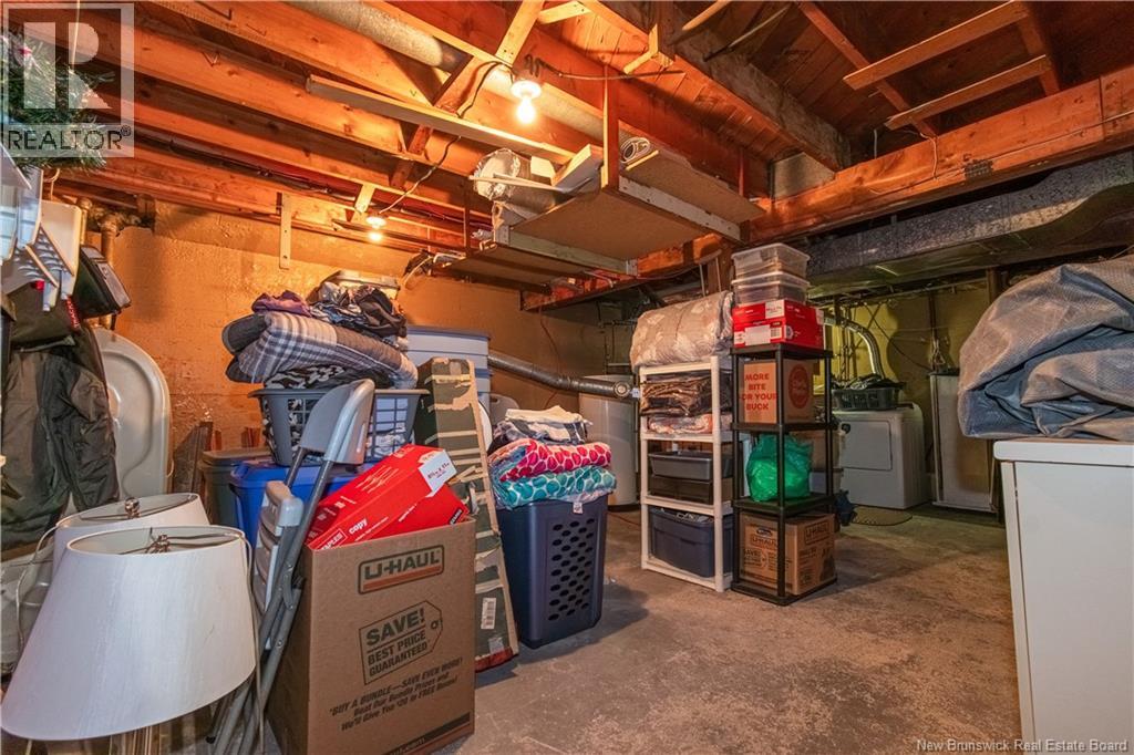 114 Bessborough Property Photo 32