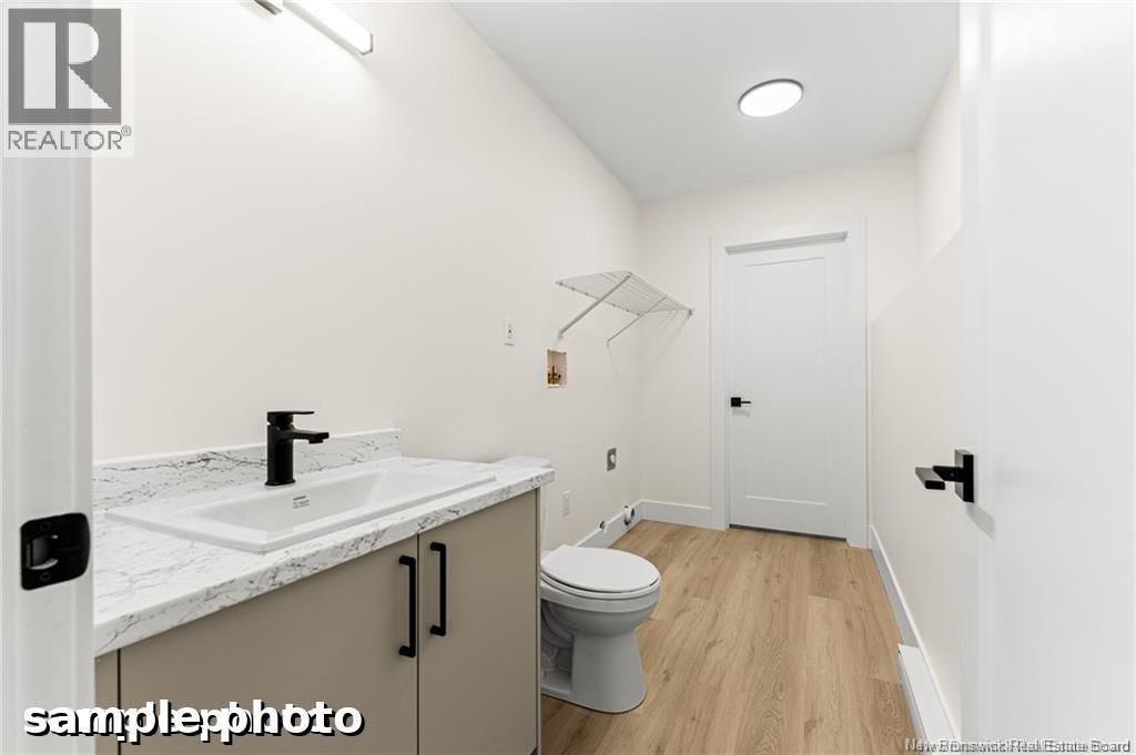 47 Mansfield Property Photo 23