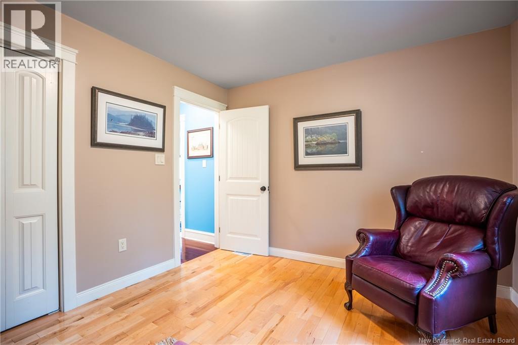 235 Summerhill Row Property Photo 26