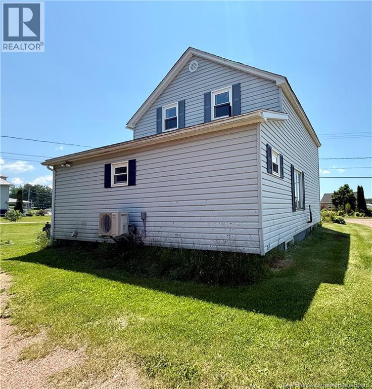 81 Lac Road Property Photo 4