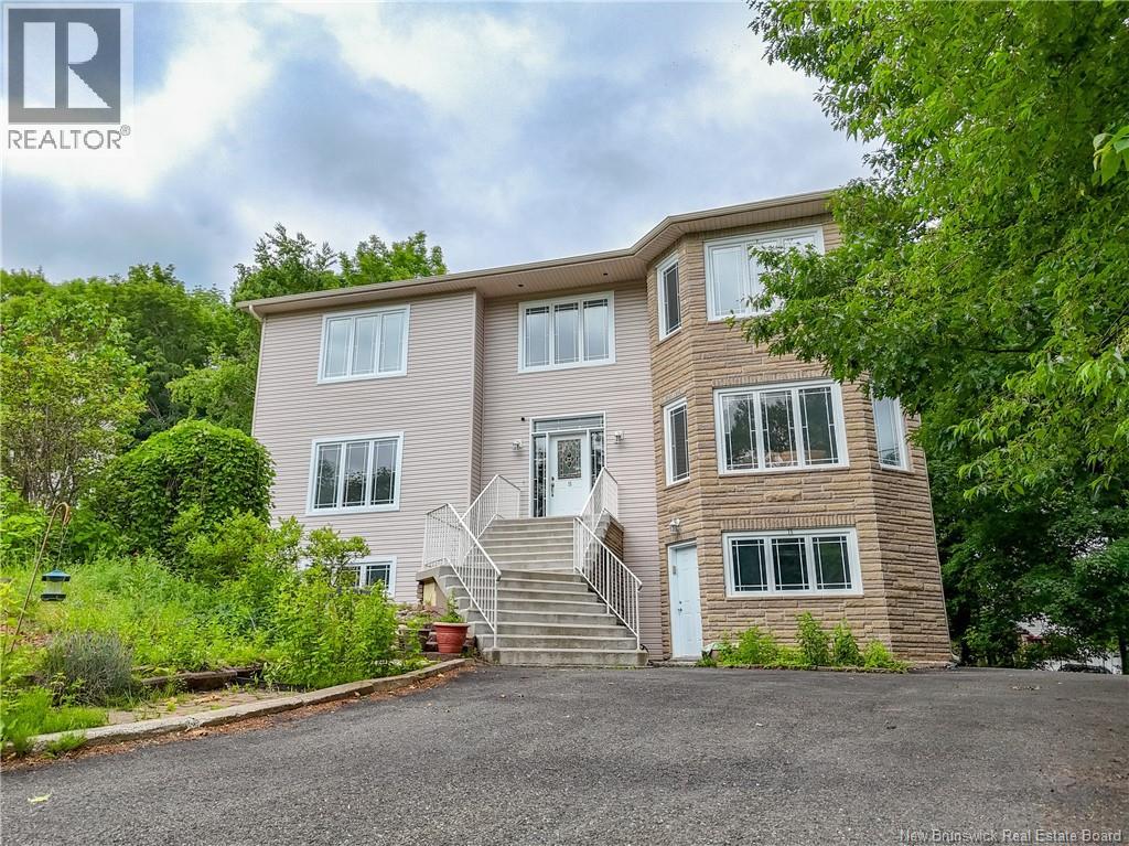 15 Gervais Court Property Photo 1