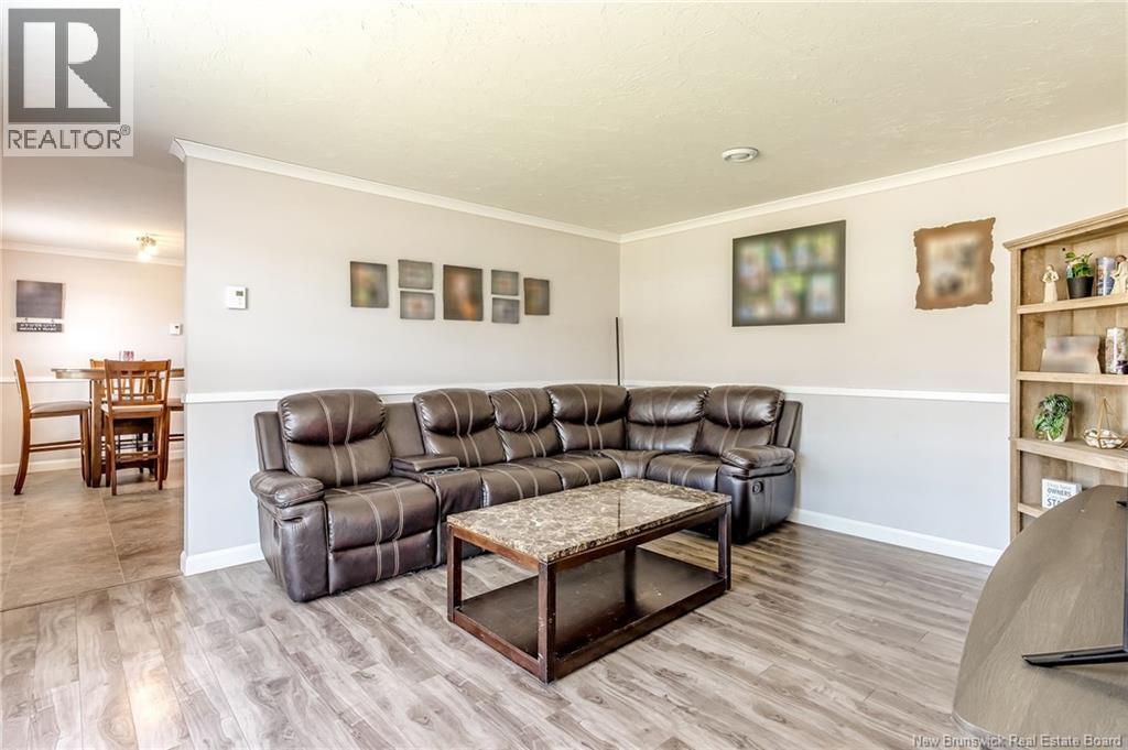 230 Bonaventure Street Property Photo 12
