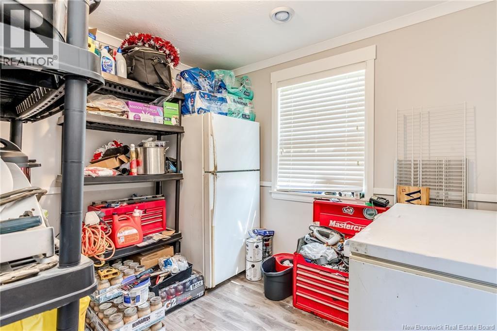 230 Bonaventure Street Property Photo 15
