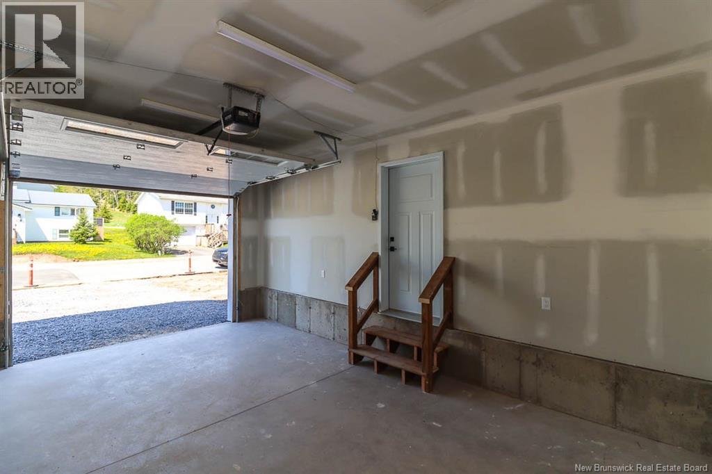 41 Downsview Drive Property Photo 39