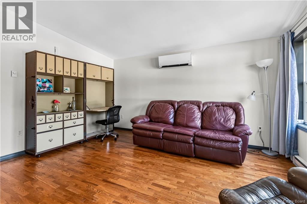 1 Converse Lane Property Photo 8