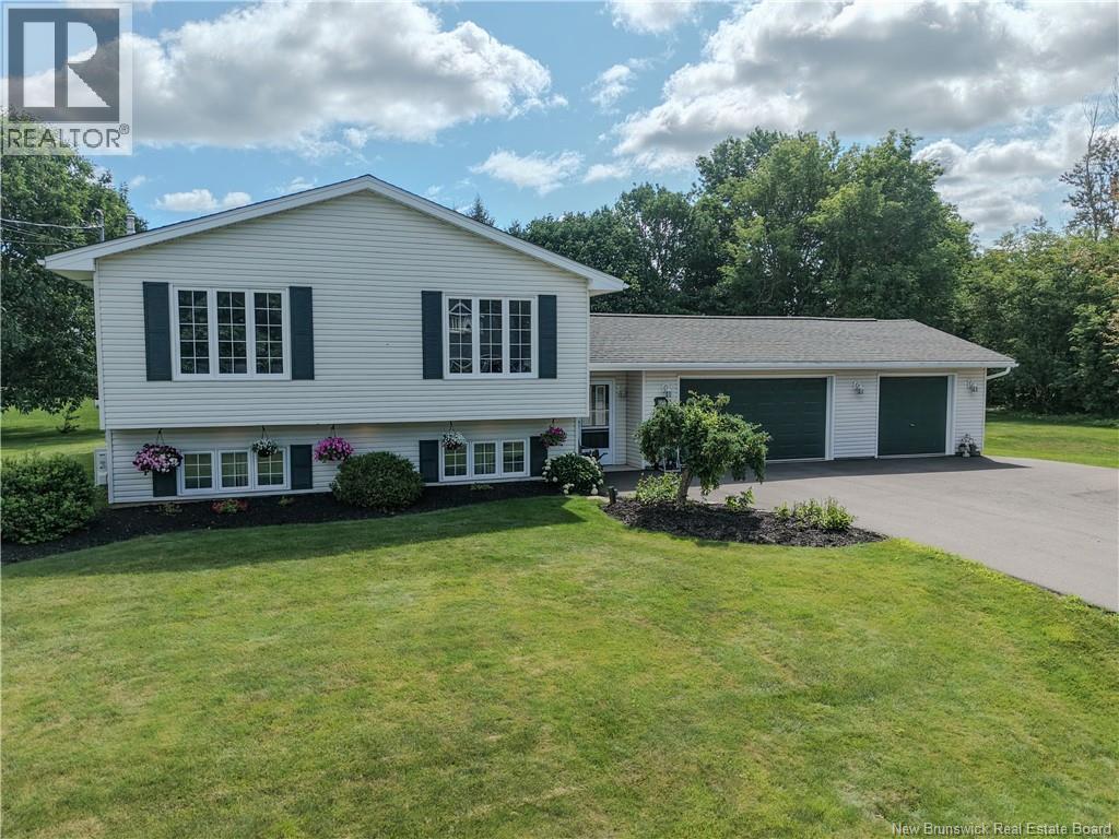 11 Clover Court Property Photo 1
