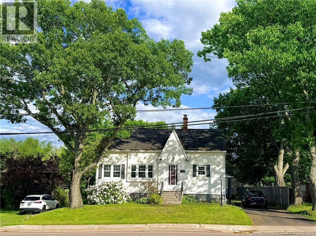 386 Salisbury Road