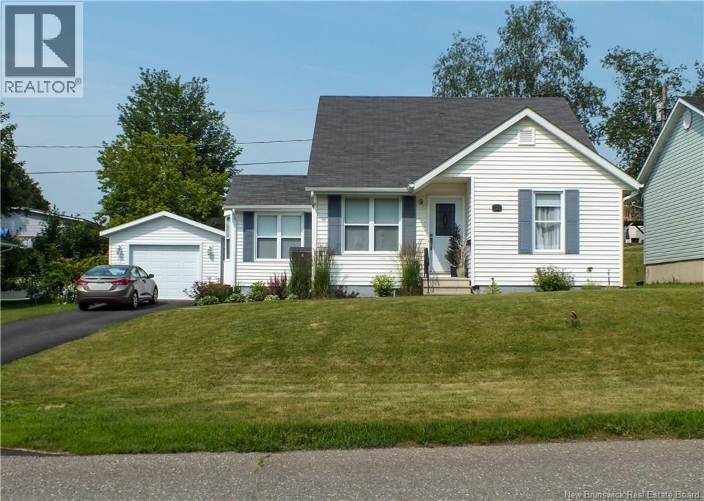 121 Creighton Street South