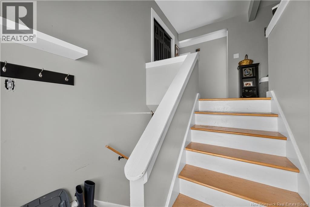 252 Buckingham Avenue Property Photo 6