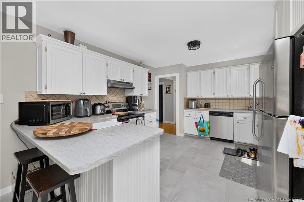 252 Buckingham Avenue Property Photo 11