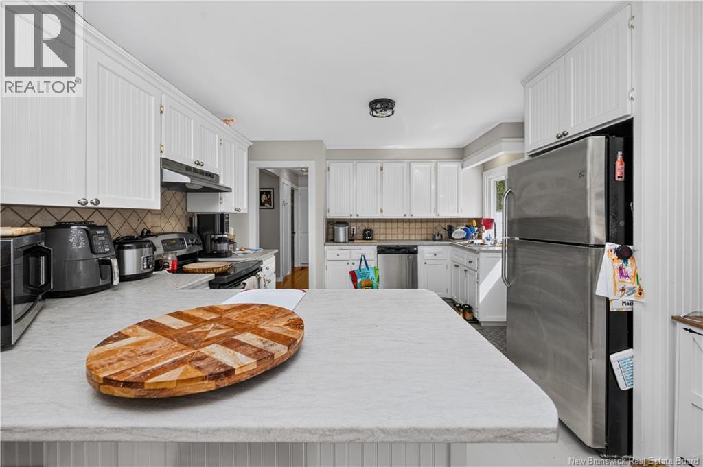 252 Buckingham Avenue Property Photo 12