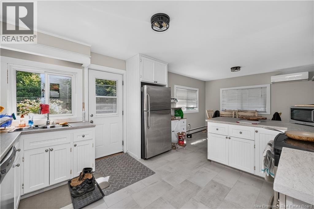 252 Buckingham Avenue Property Photo 13