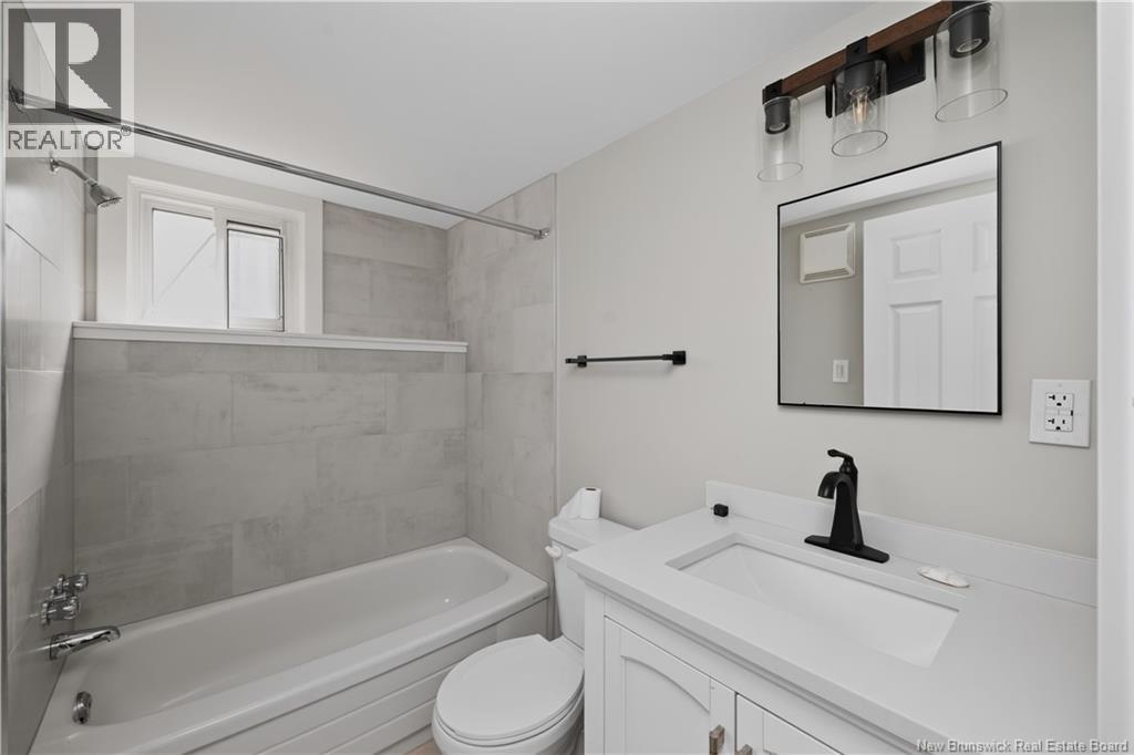 252 Buckingham Avenue Property Photo 21