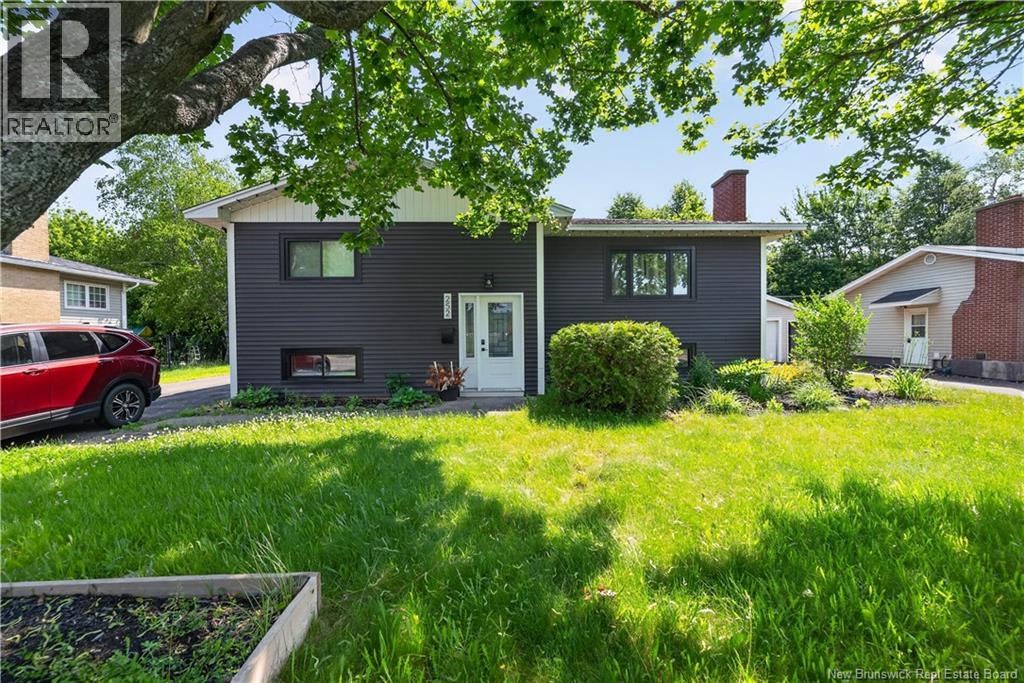 252 Buckingham Avenue Property Photo 28
